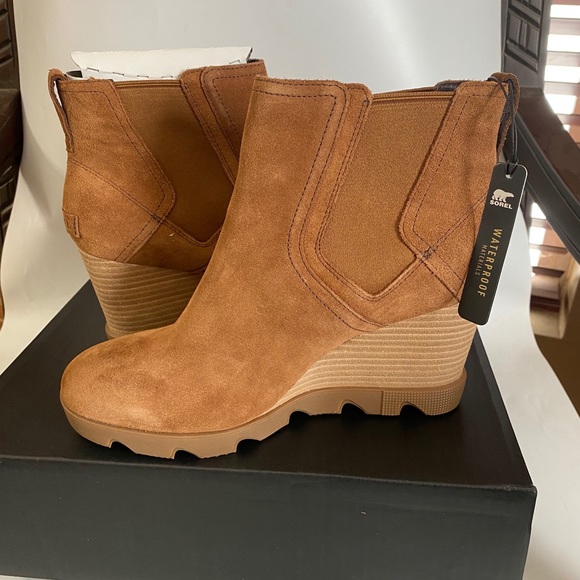 Sorel🌼NEW🌼Joan Uptown Chelsea Velvet tan - Picture 7 of 10